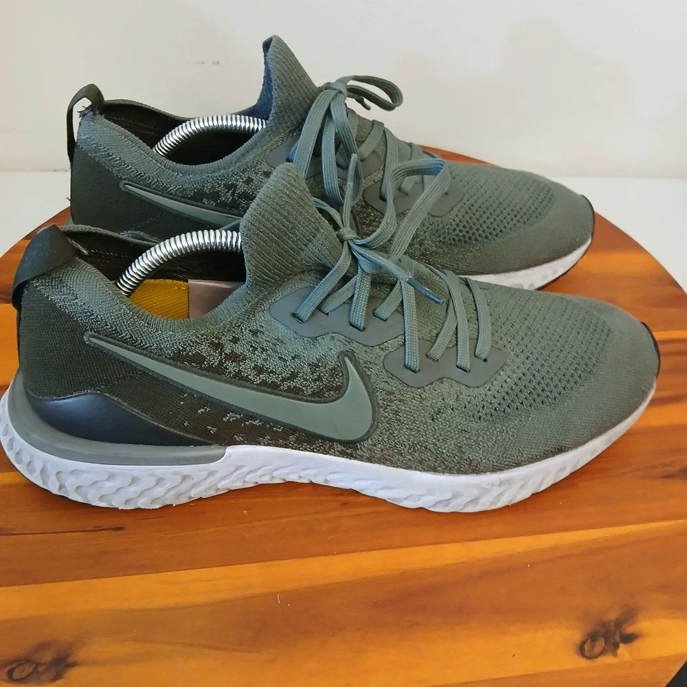 Nike Epic React Flyknit 2 Mens 13 Green Running Shoes Sneakers BQ8928-301